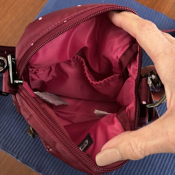 LUG RFID crossbody bag NWT - Picture 3 of 5